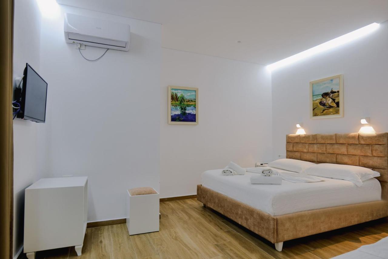 Vila Jon'A Sarandë Exteriér fotografie