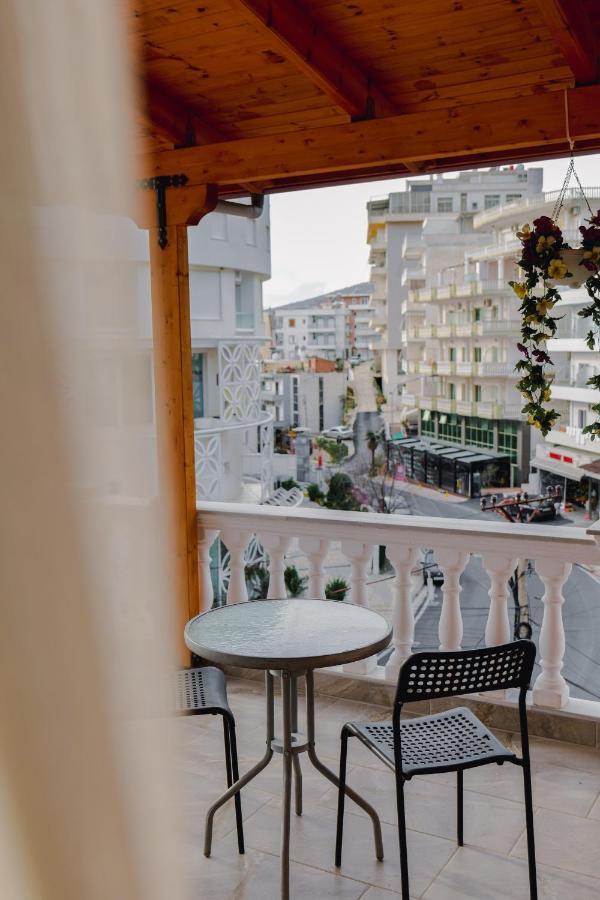Vila Jon'A Sarandë Exteriér fotografie